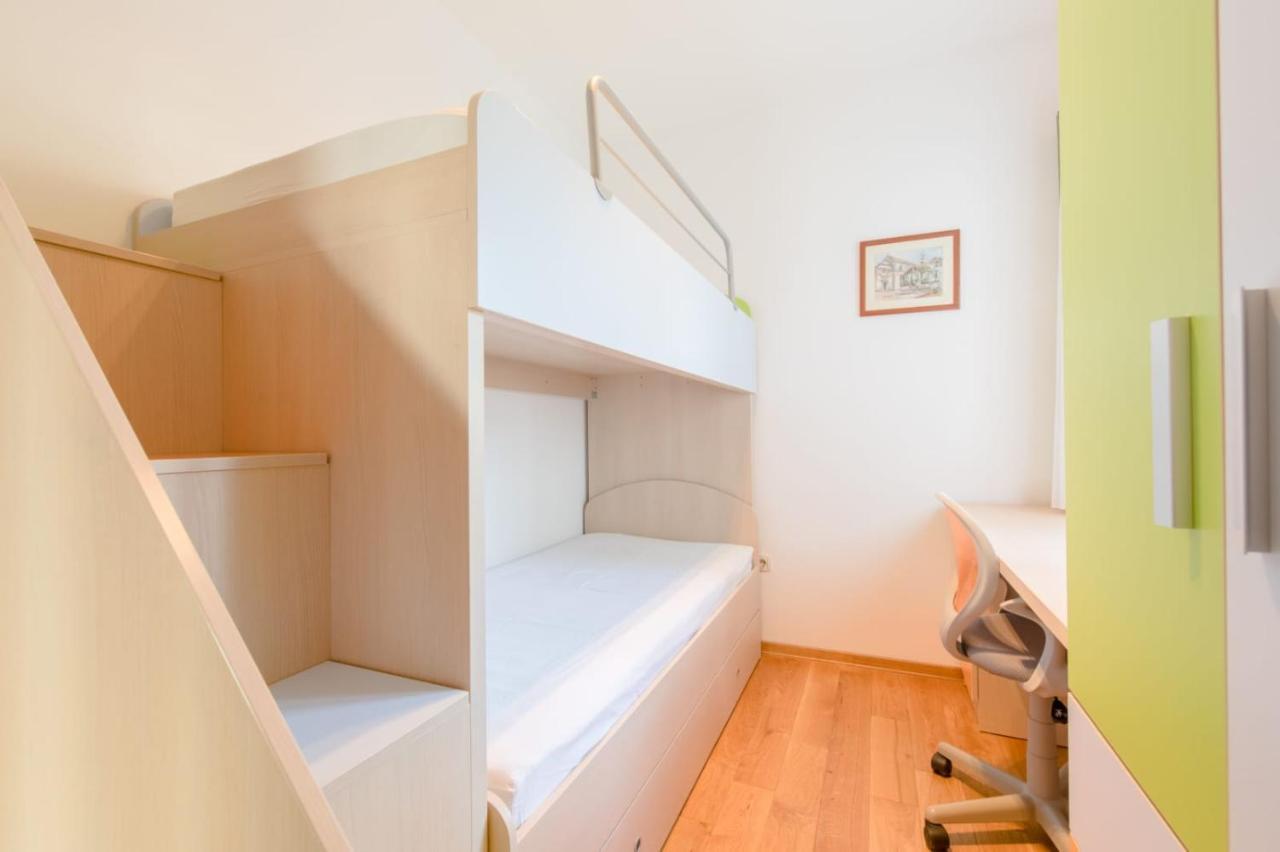 Apartmani Krilo Podstrana Buitenkant foto
