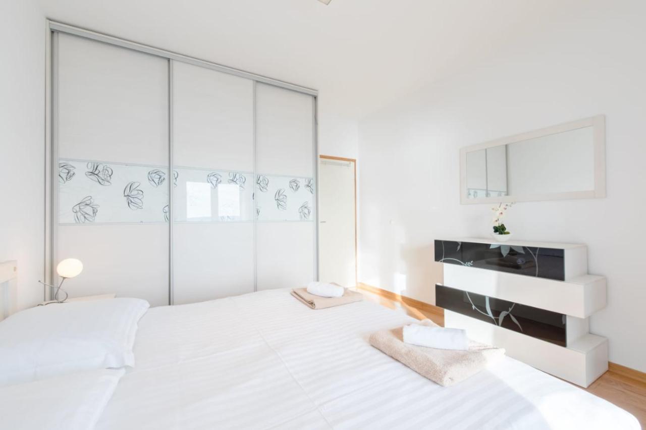 Apartmani Krilo Podstrana Buitenkant foto